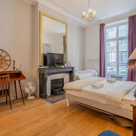 1st Elegant By Louvre Palais Royal Apartment